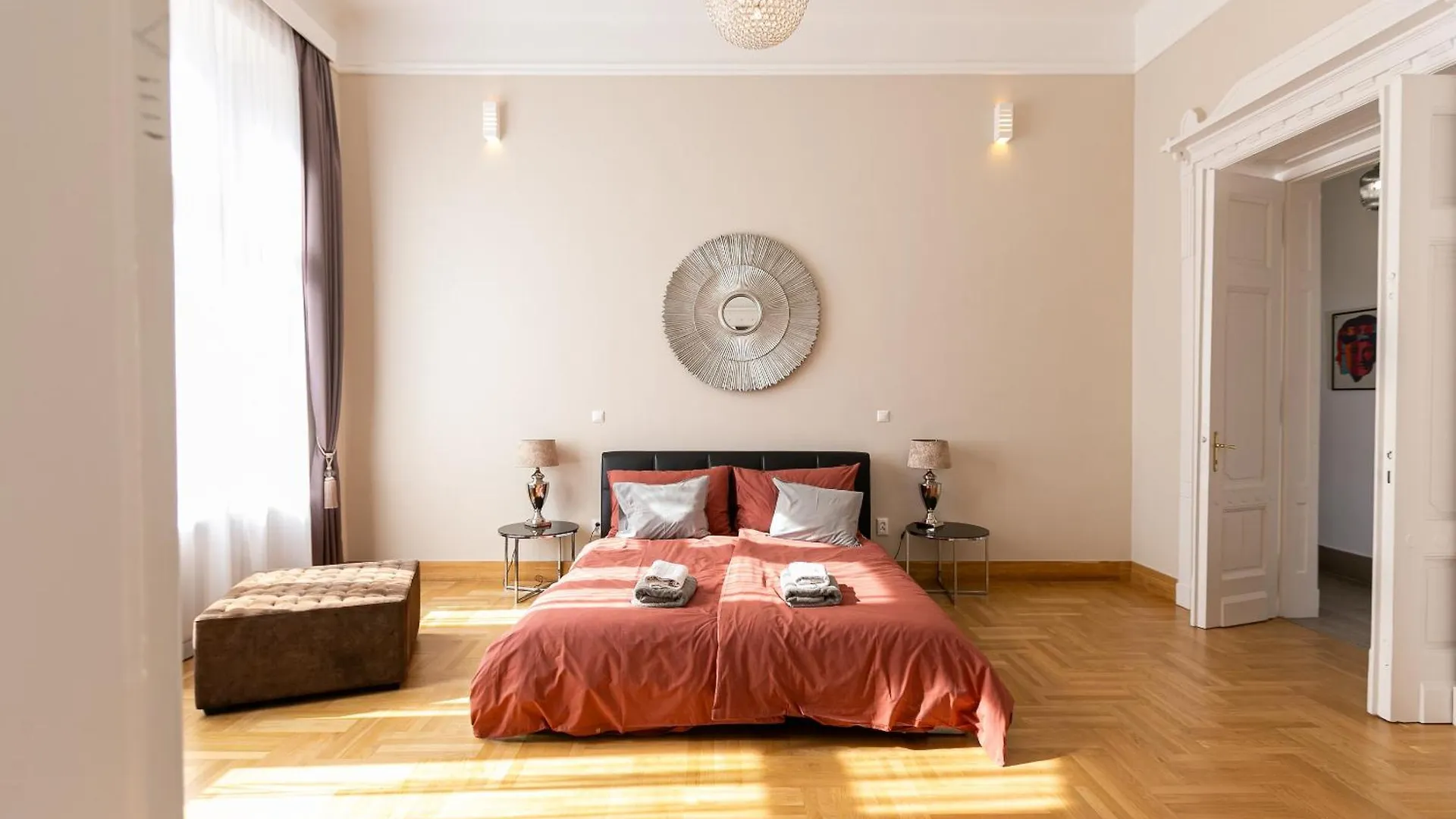 Bakats Ter Apartment With Balcony Overlooking Church Square Budapešť Maďarsko
